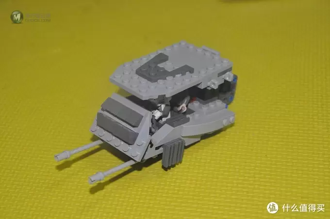 单反毁一生,LEGO穷三代 篇四十:LEGO乐高 10178 Star Wars Motorized Walking AT-AT 单反毁一生,LEGO穷三代 篇四十:LEGO乐高 10178 Star Wars Motorized Walking AT-AT