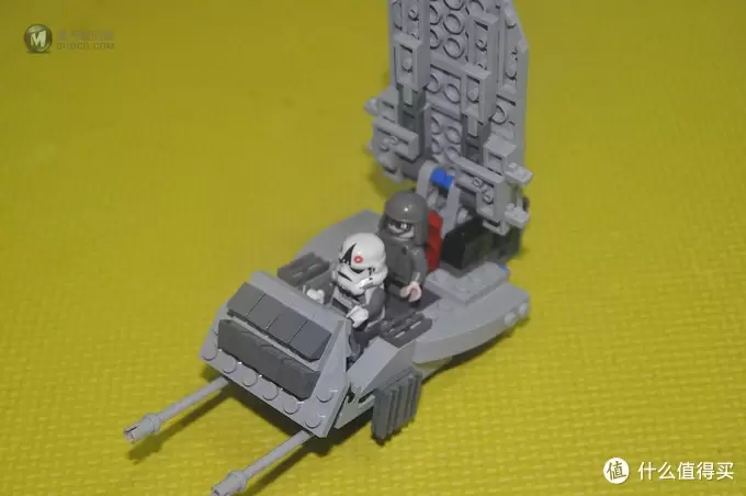 单反毁一生,LEGO穷三代 篇四十:LEGO乐高 10178 Star Wars Motorized Walking AT-AT 单反毁一生,LEGO穷三代 篇四十:LEGO乐高 10178 Star Wars Motorized Walking AT-AT