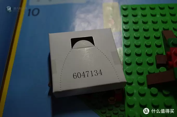 妹子送的生日礼物LEGO 乐高 CREATOR 系列树屋 31010 妹子送的生日礼物LEGO 乐高 CREATOR 系列树屋 31010
