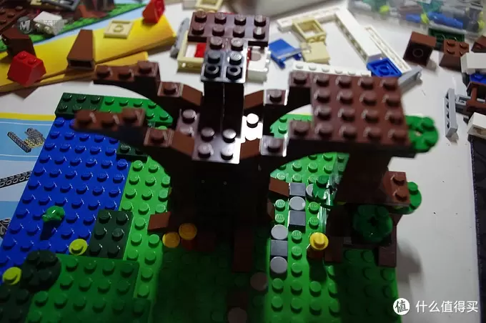 妹子送的生日礼物LEGO 乐高 CREATOR 系列树屋 31010 妹子送的生日礼物LEGO 乐高 CREATOR 系列树屋 31010