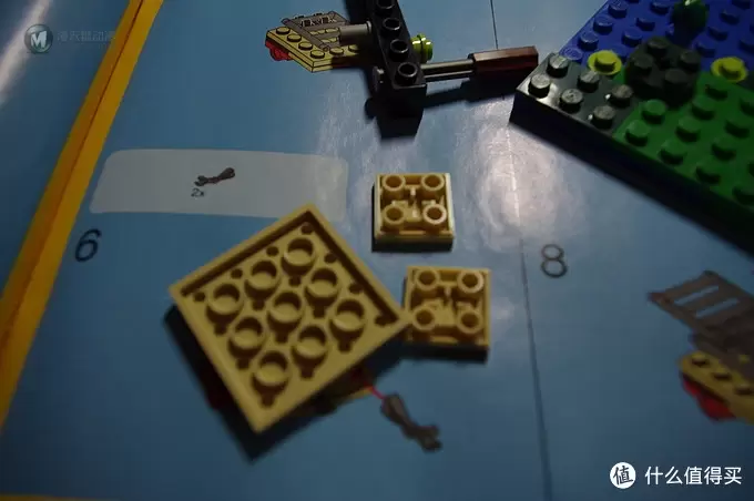 妹子送的生日礼物LEGO 乐高 CREATOR 系列树屋 31010 妹子送的生日礼物LEGO 乐高 CREATOR 系列树屋 31010