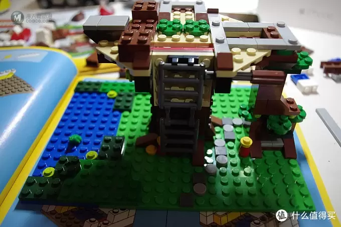 妹子送的生日礼物LEGO 乐高 CREATOR 系列树屋 31010 妹子送的生日礼物LEGO 乐高 CREATOR 系列树屋 31010