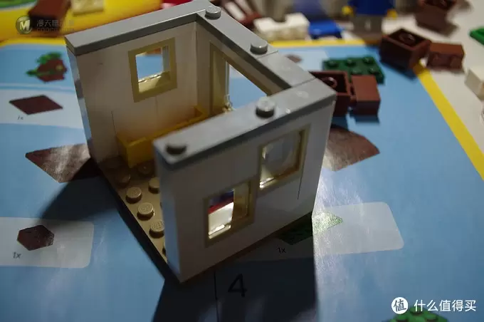 妹子送的生日礼物LEGO 乐高 CREATOR 系列树屋 31010 妹子送的生日礼物LEGO 乐高 CREATOR 系列树屋 31010