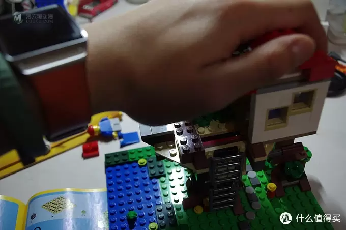 妹子送的生日礼物LEGO 乐高 CREATOR 系列树屋 31010 妹子送的生日礼物LEGO 乐高 CREATOR 系列树屋 31010
