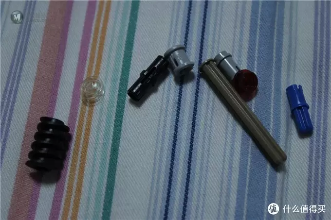 乐高入坑作 晒物处女贴:LEGO 乐高 42026、42027 科技系列回力合体小车浅谈 乐高入坑作 晒物处女贴:LEGO 乐高 42026、42027 科技系列回力合体小车浅谈