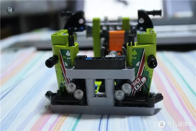 乐高入坑作 晒物处女贴:LEGO 乐高 42026、42027 科技系列回力合体小车浅谈 乐高入坑作 晒物处女贴:LEGO 乐高 42026、42027 科技系列回力合体小车浅谈