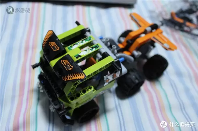 乐高入坑作 晒物处女贴:LEGO 乐高 42026、42027 科技系列回力合体小车浅谈 乐高入坑作 晒物处女贴:LEGO 乐高 42026、42027 科技系列回力合体小车浅谈