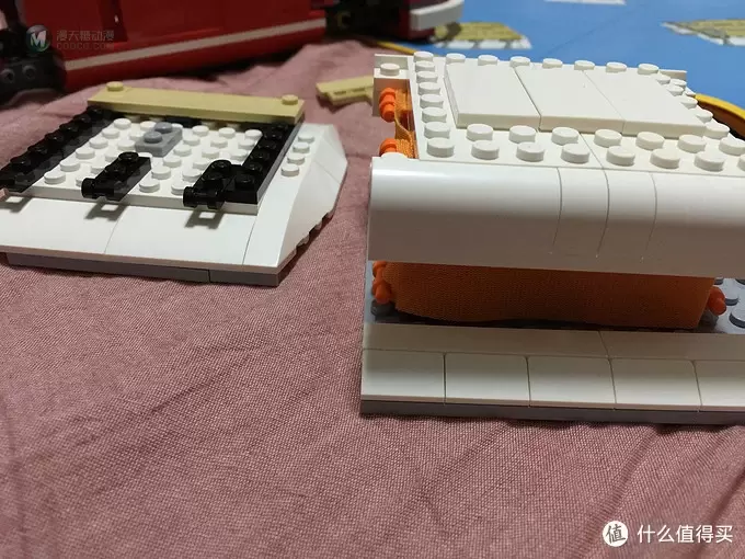 LEGO 乐高 Creator系列 大众 T1 大篷车 10220 LEGO 乐高 Creator系列 大众 T1 大篷车 10220