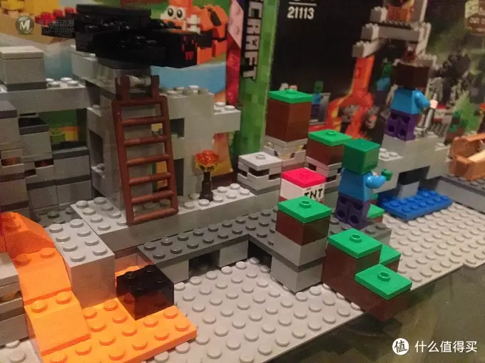 新系列来袭!LEGO 乐高 Minecraft The Cave 21113 Playset 创世神 山洞 新系列来袭!LEGO 乐高 Minecraft The Cave 21113 Playset 创世神 山洞