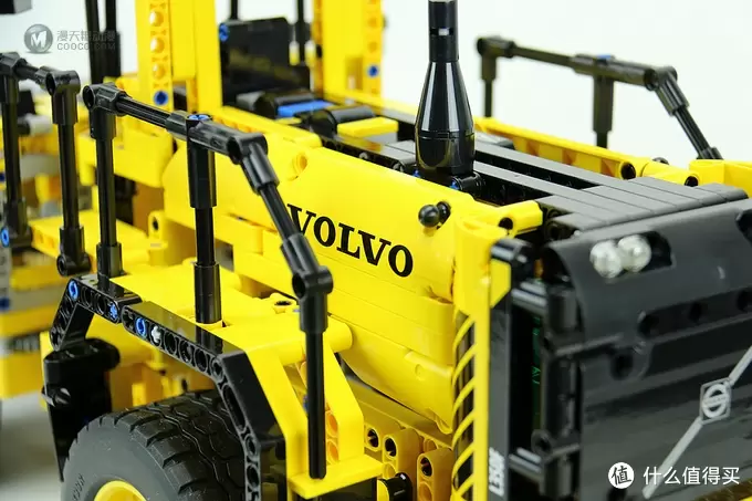 LEGO 乐高 机械组 Technic 42030 Volvo L350F 轮式装载机 LEGO 乐高 机械组 Technic 42030 Volvo L350F 轮式装载机