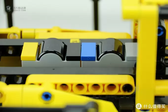 LEGO 乐高 机械组 Technic 42030 Volvo L350F 轮式装载机 LEGO 乐高 机械组 Technic 42030 Volvo L350F 轮式装载机