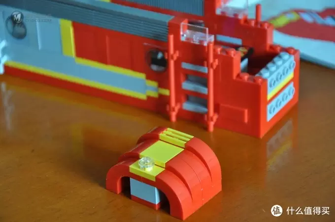 LEGO 乐高 10020 Train Santa Fe Super Chief 圣达菲火车 LEGO 乐高 10020 Train Santa Fe Super Chief 圣达菲火车