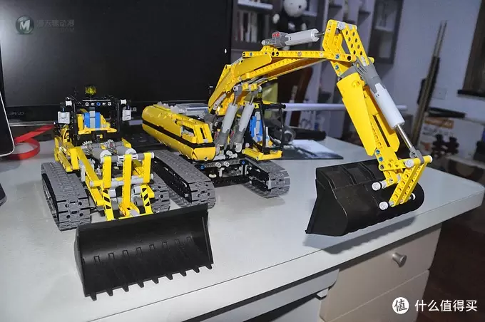 单反毁一生,LEGO穷三代 篇十一:LEGO 乐高 8043 B模式 推土机,附视频 单反毁一生,LEGO穷三代 篇十一:LEGO 乐高 8043 B模式 推土机,附视频