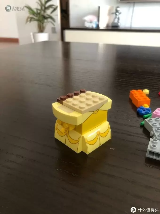 乐高 方头仔 篇八:LEGO BRICKHEADZ乐高方头仔41595贝拉公主 乐高 方头仔 篇八:LEGO BRICKHEADZ乐高方头仔41595贝拉公主
