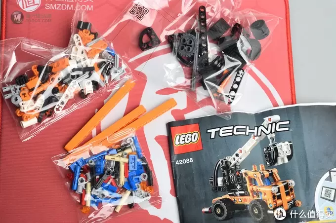 二胎爸带娃 篇三:圣诞礼物乐高LEGO 机械组科技TECHNIC系列42088车载式吊车 二胎爸带娃 篇三:圣诞礼物乐高LEGO 机械组科技TECHNIC系列42088车载式吊车