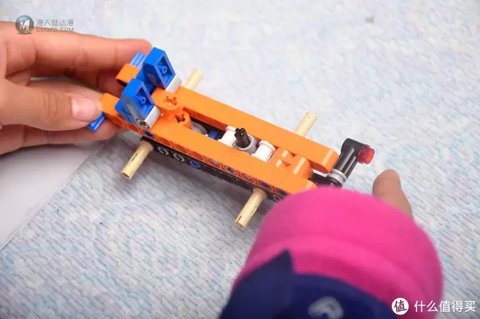 二胎爸带娃 篇三:圣诞礼物乐高LEGO 机械组科技TECHNIC系列42088车载式吊车 二胎爸带娃 篇三:圣诞礼物乐高LEGO 机械组科技TECHNIC系列42088车载式吊车