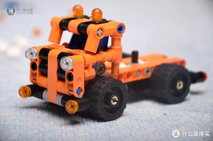 二胎爸带娃 篇三:圣诞礼物乐高LEGO 机械组科技TECHNIC系列42088车载式吊车 二胎爸带娃 篇三:圣诞礼物乐高LEGO 机械组科技TECHNIC系列42088车载式吊车