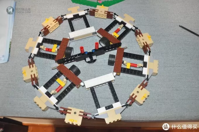 单反毁一生,LEGO穷三代 篇一百三十四:LEGO 10257旋转木马配合Wedo2.0模拟10196 单反毁一生,LEGO穷三代 篇一百三十四:LEGO 10257旋转木马配合Wedo2.0模拟10196