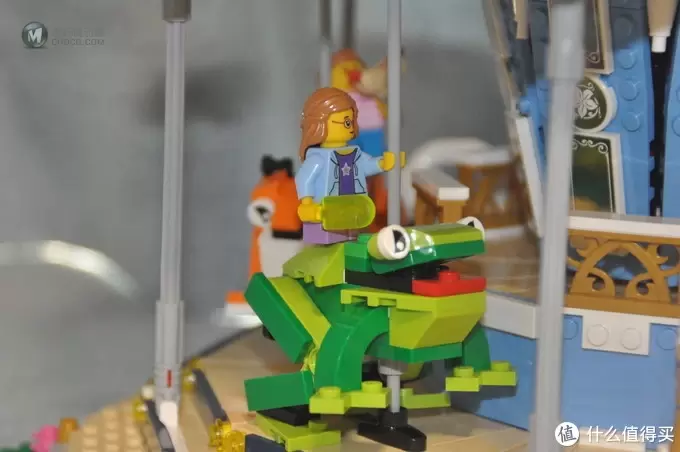 单反毁一生,LEGO穷三代 篇一百三十四:LEGO 10257旋转木马配合Wedo2.0模拟10196 单反毁一生,LEGO穷三代 篇一百三十四:LEGO 10257旋转木马配合Wedo2.0模拟10196