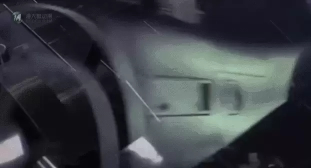 带你细细品味这款来自1989年的蝙蝠侠座驾 带你细细品味这款来自1989年的蝙蝠侠座驾