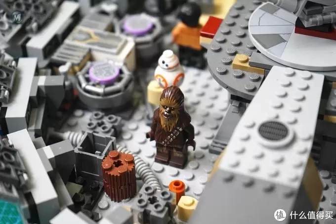乐高乐高bong 篇二:非星战迷也愿意买的玩具--LEGO乐高75105千年隼号展示 乐高乐高bong 篇二:非星战迷也愿意买的玩具--LEGO乐高75105千年隼号展示