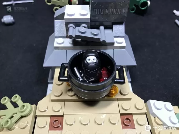 LEGO拼拼乐 篇三百零四:乐高哈利波特之75965 伏地魔的重生 LEGO拼拼乐 篇三百零四:乐高哈利波特之75965 伏地魔的重生
