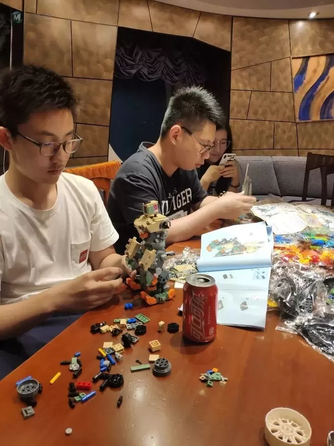 在豪华邮轮上畅玩乐高是一种什么体验? 在豪华邮轮上畅玩乐高是一种什么体验?