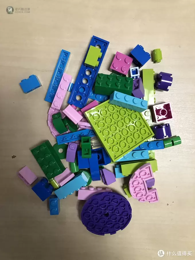 LEGO 篇五:趣味十足的基础Set——乐高Classic经典10712创意齿轮拼砌包 LEGO 篇五:趣味十足的基础Set——乐高Classic经典10712创意齿轮拼砌包