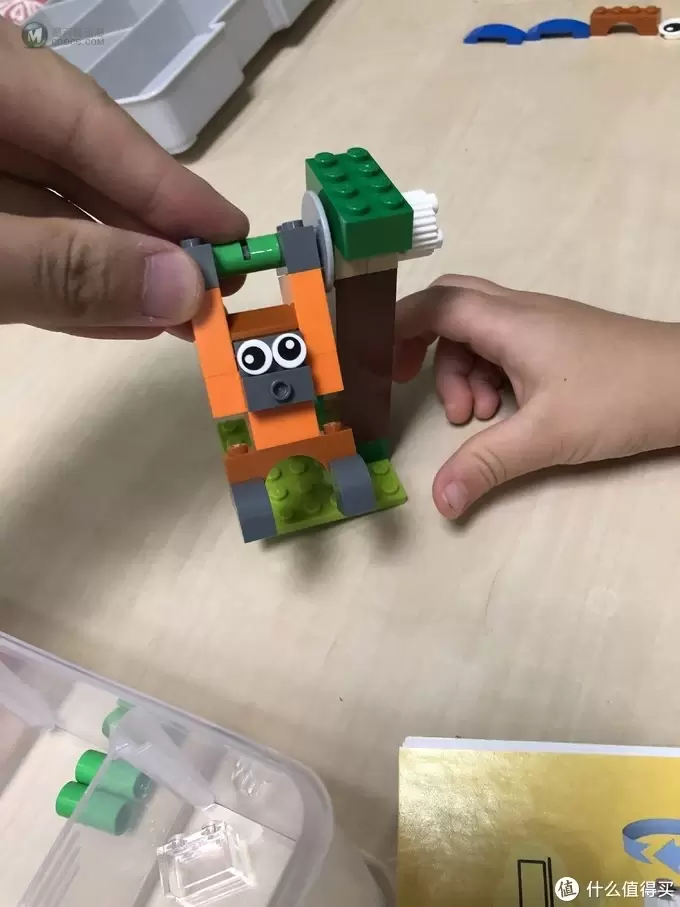 LEGO 篇五:趣味十足的基础Set——乐高Classic经典10712创意齿轮拼砌包 LEGO 篇五:趣味十足的基础Set——乐高Classic经典10712创意齿轮拼砌包