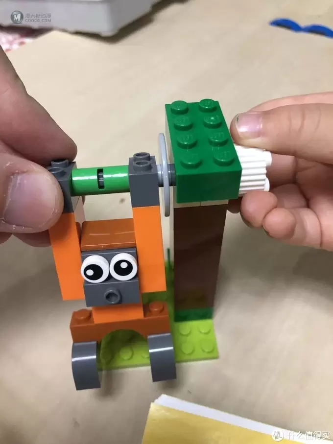 LEGO 篇五:趣味十足的基础Set——乐高Classic经典10712创意齿轮拼砌包 LEGO 篇五:趣味十足的基础Set——乐高Classic经典10712创意齿轮拼砌包