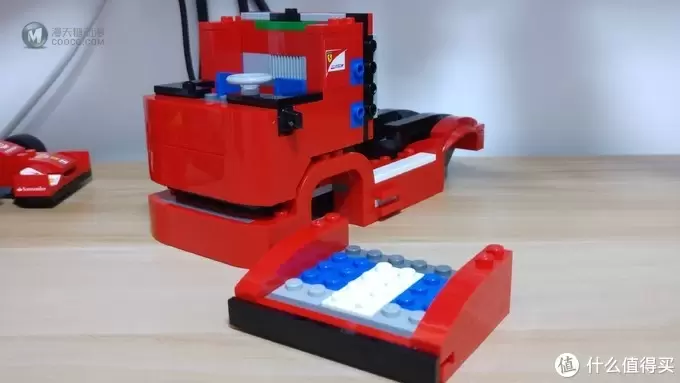 乐高手记 篇五十:这回来盒大的吧——LEGO 乐高 超级赛车系列 75913 法拉利车队 乐高手记 篇五十:这回来盒大的吧——LEGO 乐高 超级赛车系列 75913 法拉利车队