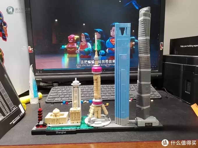 老杨的玩具仓库 篇二十八:LEGO 微型建筑21039 上海天际线 简评 老杨的玩具仓库 篇二十八:LEGO 微型建筑21039 上海天际线 简评