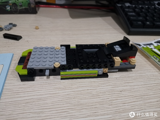 老杨的玩具仓库 篇二十四:LEGO 76899 兰博基尼 Huracán 和 Urus 老杨的玩具仓库 篇二十四:LEGO 76899 兰博基尼 Huracán 和 Urus