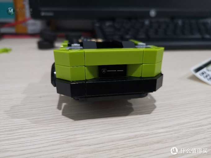 老杨的玩具仓库 篇二十四:LEGO 76899 兰博基尼 Huracán 和 Urus 老杨的玩具仓库 篇二十四:LEGO 76899 兰博基尼 Huracán 和 Urus