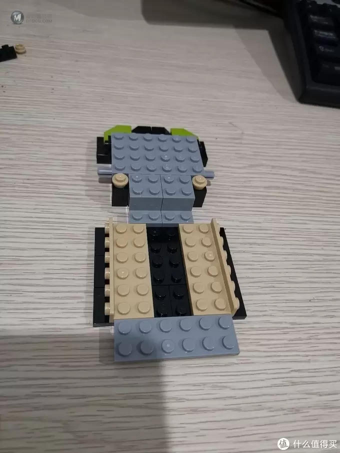 老杨的玩具仓库 篇二十四:LEGO 76899 兰博基尼 Huracán 和 Urus 老杨的玩具仓库 篇二十四:LEGO 76899 兰博基尼 Huracán 和 Urus