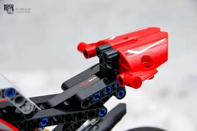 乐高科技系列新品42107杜卡迪Panigale V4 R测评 乐高科技系列新品42107杜卡迪Panigale V4 R测评