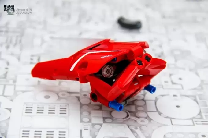 乐高科技系列新品42107杜卡迪Panigale V4 R测评 乐高科技系列新品42107杜卡迪Panigale V4 R测评