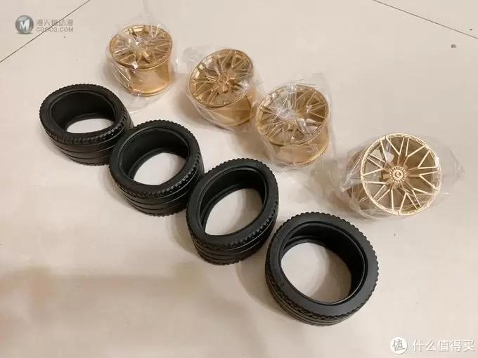 16个小时拼完乐高兰博基尼,乐高超旗舰42115值不值得入? 16个小时拼完乐高兰博基尼,乐高超旗舰42115值不值得入?
