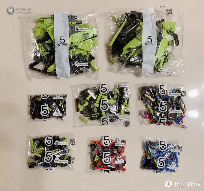 16个小时拼完乐高兰博基尼,乐高超旗舰42115值不值得入? 16个小时拼完乐高兰博基尼,乐高超旗舰42115值不值得入?