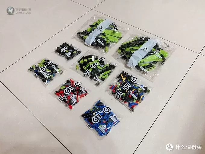 16个小时拼完乐高兰博基尼,乐高超旗舰42115值不值得入? 16个小时拼完乐高兰博基尼,乐高超旗舰42115值不值得入?