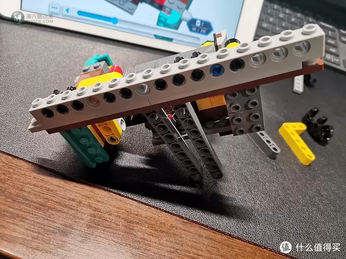 老杨的玩具仓库 篇二十三:LEGO boost 75253 机器人指挥官 老杨的玩具仓库 篇二十三:LEGO boost 75253 机器人指挥官
