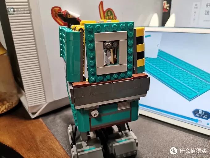老杨的玩具仓库 篇二十三:LEGO boost 75253 机器人指挥官 老杨的玩具仓库 篇二十三:LEGO boost 75253 机器人指挥官