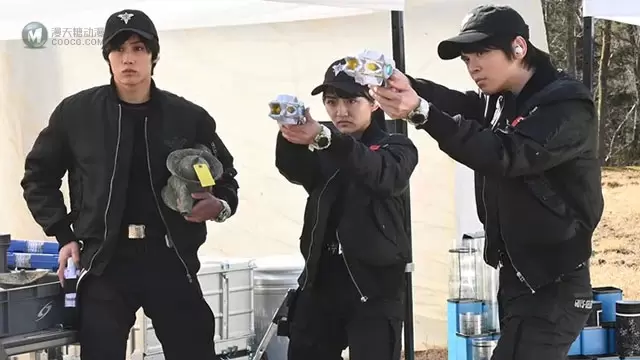 「特利迦奥特曼」映前剧照正式公开 「特利迦奥特曼」映前剧照正式公开