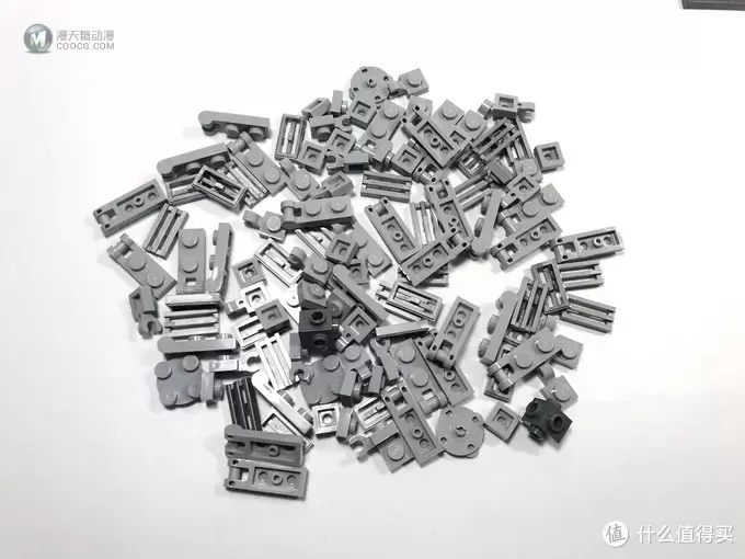 来自大妈的礼物:LEGO 乐高 拼拼乐 篇193: 建筑系列 21019 埃菲尔铁塔 来自大妈的礼物:LEGO 乐高 拼拼乐 篇193: 建筑系列 21019 埃菲尔铁塔