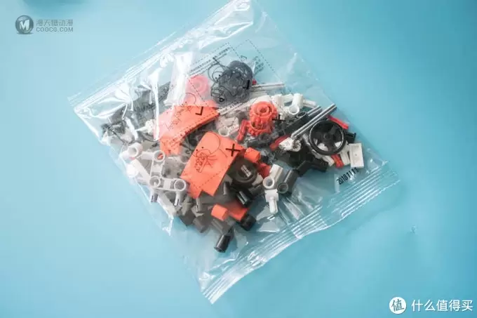 实现儿时梦想,非乐高真米兔1XX元车载吊车拼装记录 实现儿时梦想,非乐高真米兔1XX元车载吊车拼装记录