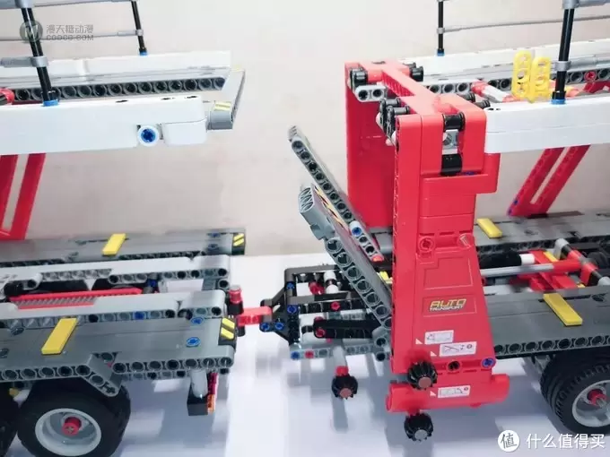 红色长龙 LEGO 42098 A模式 车辆运输车 开箱及拼搭体验 红色长龙 LEGO 42098 A模式 车辆运输车 开箱及拼搭体验