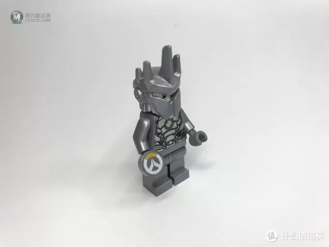 LEGO 乐高 守望先锋系列 75973 D.VA对战莱因哈特 LEGO 乐高 守望先锋系列 75973 D.VA对战莱因哈特