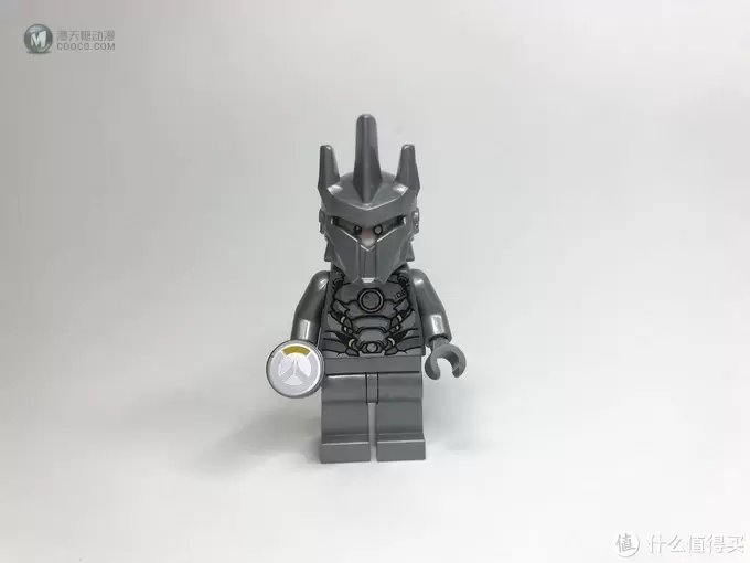 LEGO 乐高 守望先锋系列 75973 D.VA对战莱因哈特 LEGO 乐高 守望先锋系列 75973 D.VA对战莱因哈特