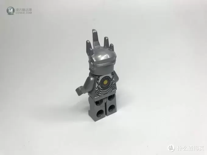 LEGO 乐高 守望先锋系列 75973 D.VA对战莱因哈特 LEGO 乐高 守望先锋系列 75973 D.VA对战莱因哈特