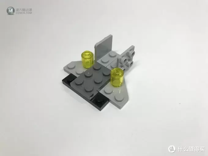 LEGO 乐高 守望先锋系列 75973 D.VA对战莱因哈特 LEGO 乐高 守望先锋系列 75973 D.VA对战莱因哈特